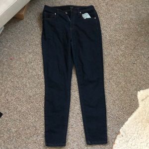 Forever 21 Skinny Jeans! Size 28!